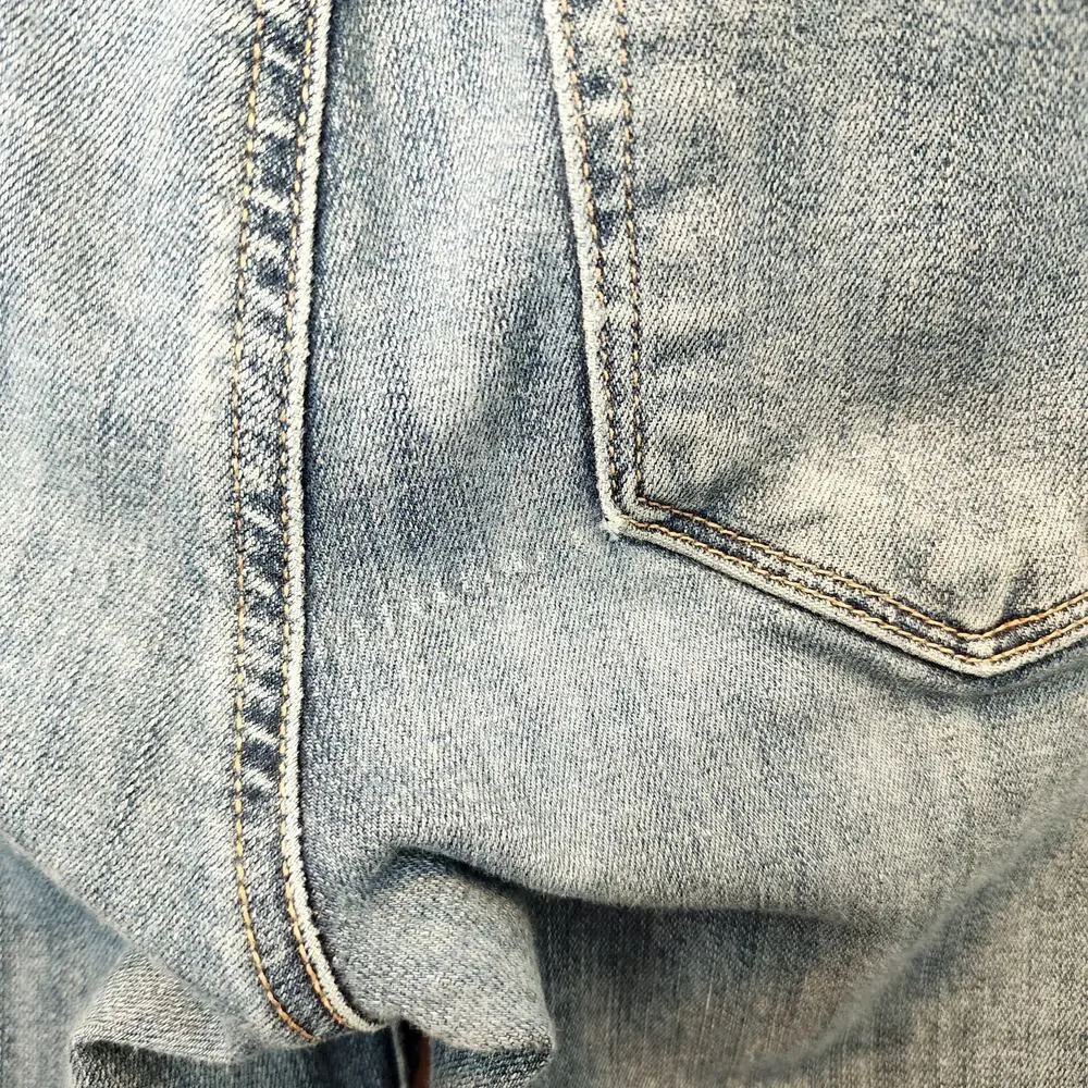 Paige Hidden Hills Straight Ankle Crop Size 26 Medium Wash
